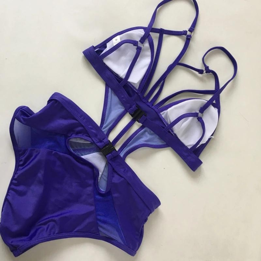 Last L Purple Cut out white bikini - Picture 7 of 7